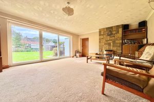 Lounge- click for photo gallery